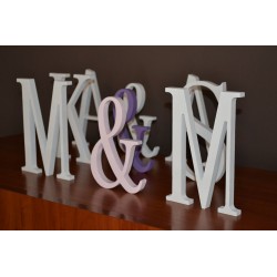 Drewniane litery stojące inicjały na ślub